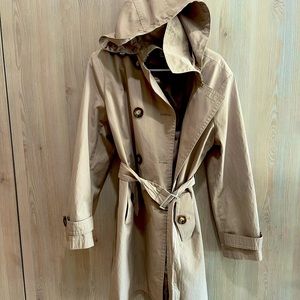 MICHAEL KORS trench coat, beige, size XL.